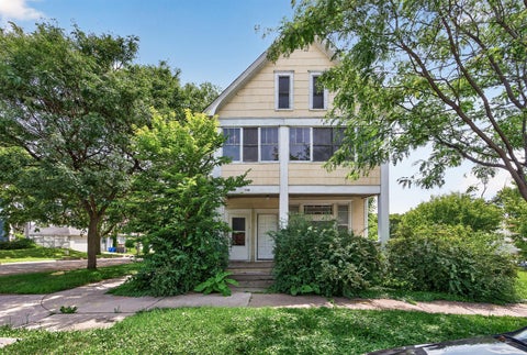 Multifamily For Sale - 1136 Edgerton Street<br/> Ramsey County, Saint Paul, MN 55130