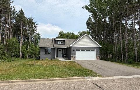 Homes For Sale - 1141 Pinewood Trail<br/> New Richmond, WI 54017