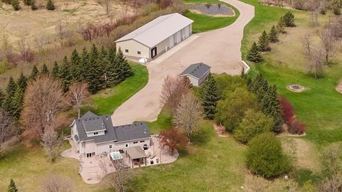 Homes For Sale - 4909 County Road 9<br/> Willmar, MN 56201