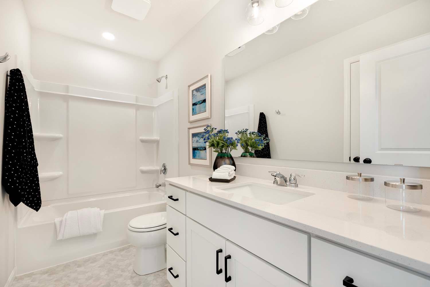 5096 Airlake Drive, Woodbury, Minnesota image 20