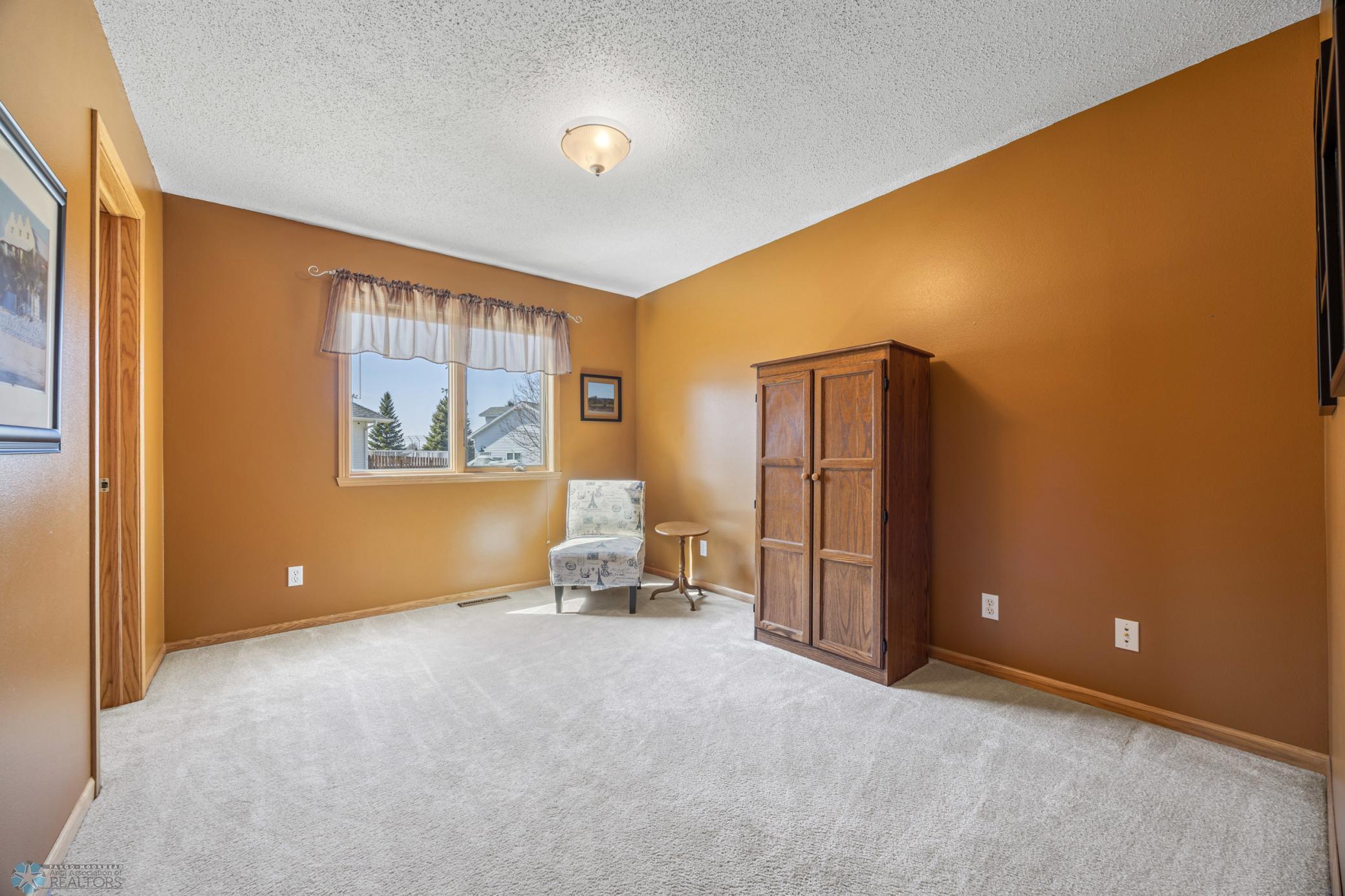1553 61st Avenue, Fargo, North Dakota image 13