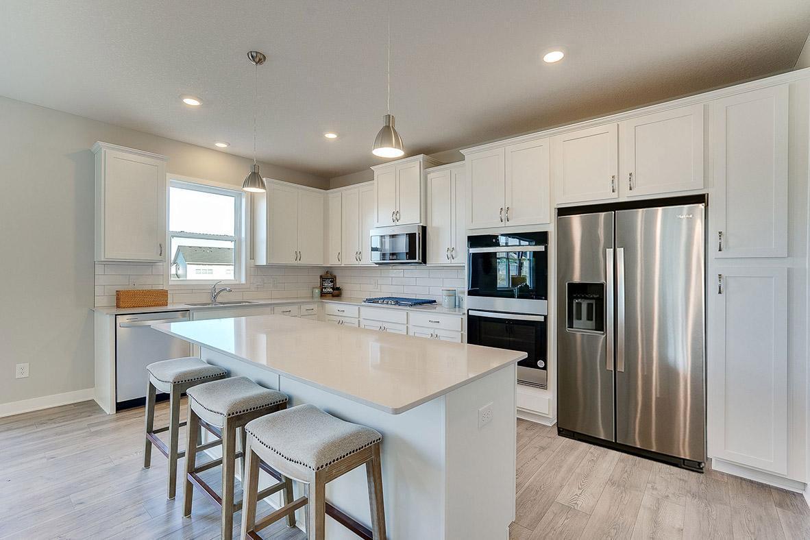1519 Clover Preserve Way, Chaska, Minnesota image 4