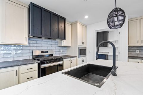 Homes For Sale - 118 Division Street<br/> Sandstone, MN 55072