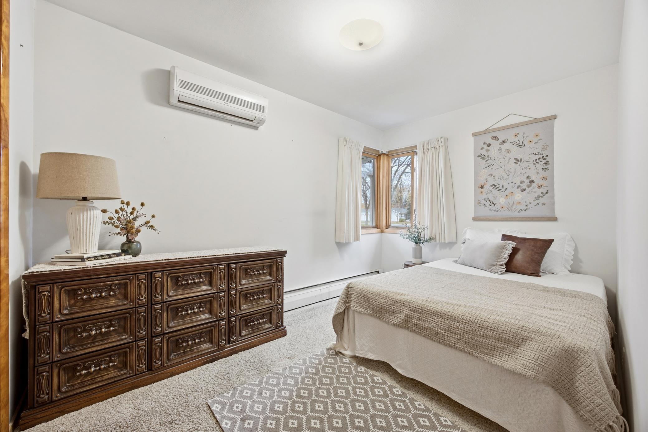 Fargo, North Dakota 58102, United States, 4 Bedrooms Bedrooms, ,2 BathroomsBathrooms,Residential,Active,241079