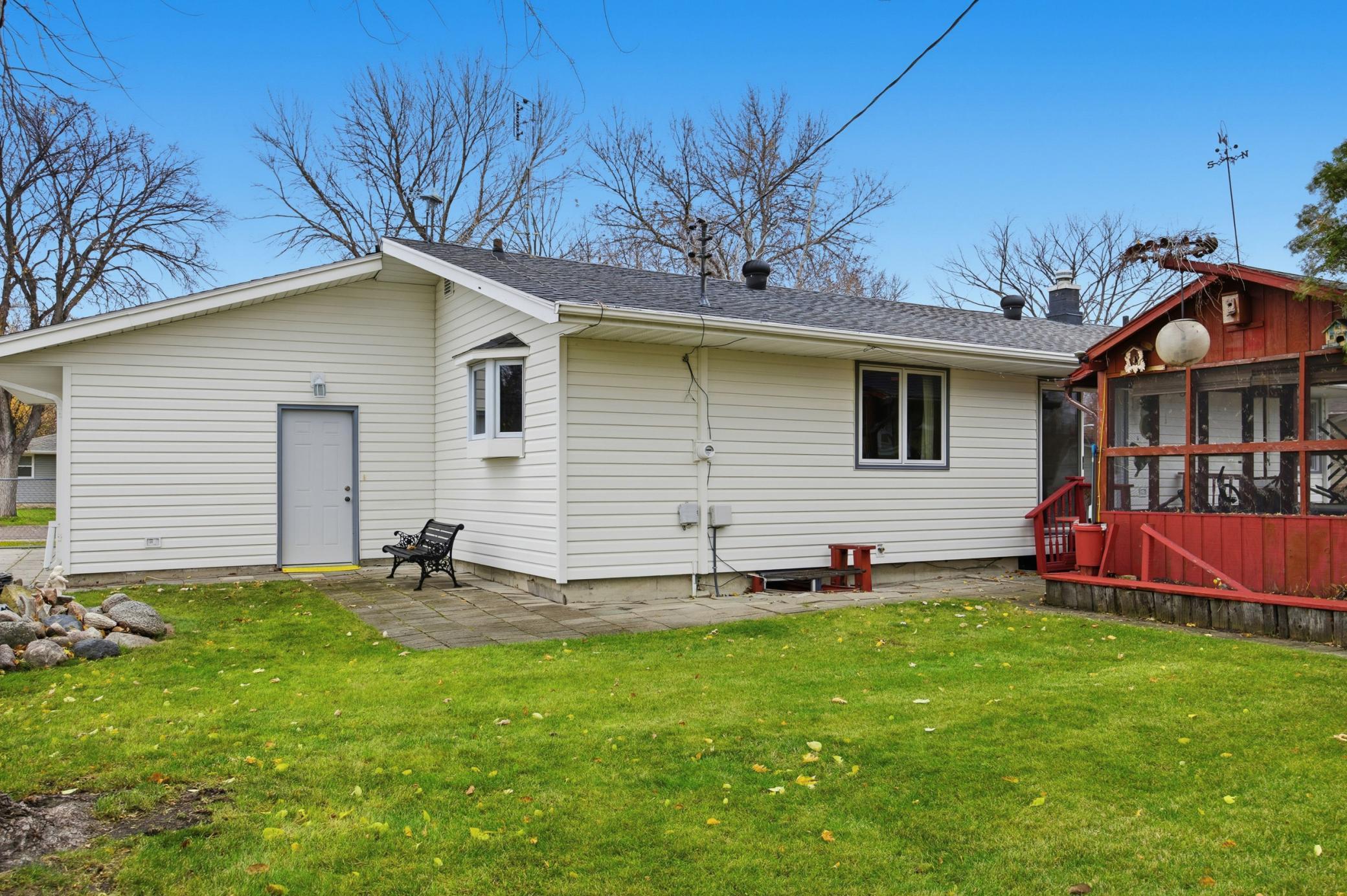 Fargo, North Dakota 58102, United States, 4 Bedrooms Bedrooms, ,2 BathroomsBathrooms,Residential,Active,241079