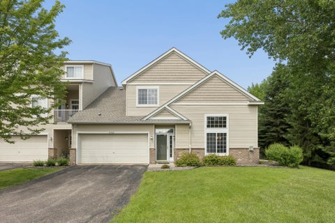 Townhouse For Sale - 6564 Merrimac Lane<br/> Maple Grove, MN 55311