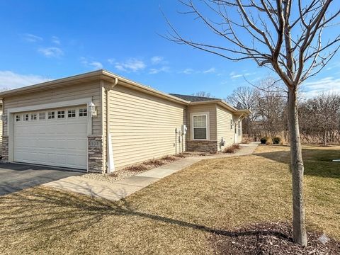 Townhouse For Sale - 934 Serenity Circle<br/> Young America, MN 55397