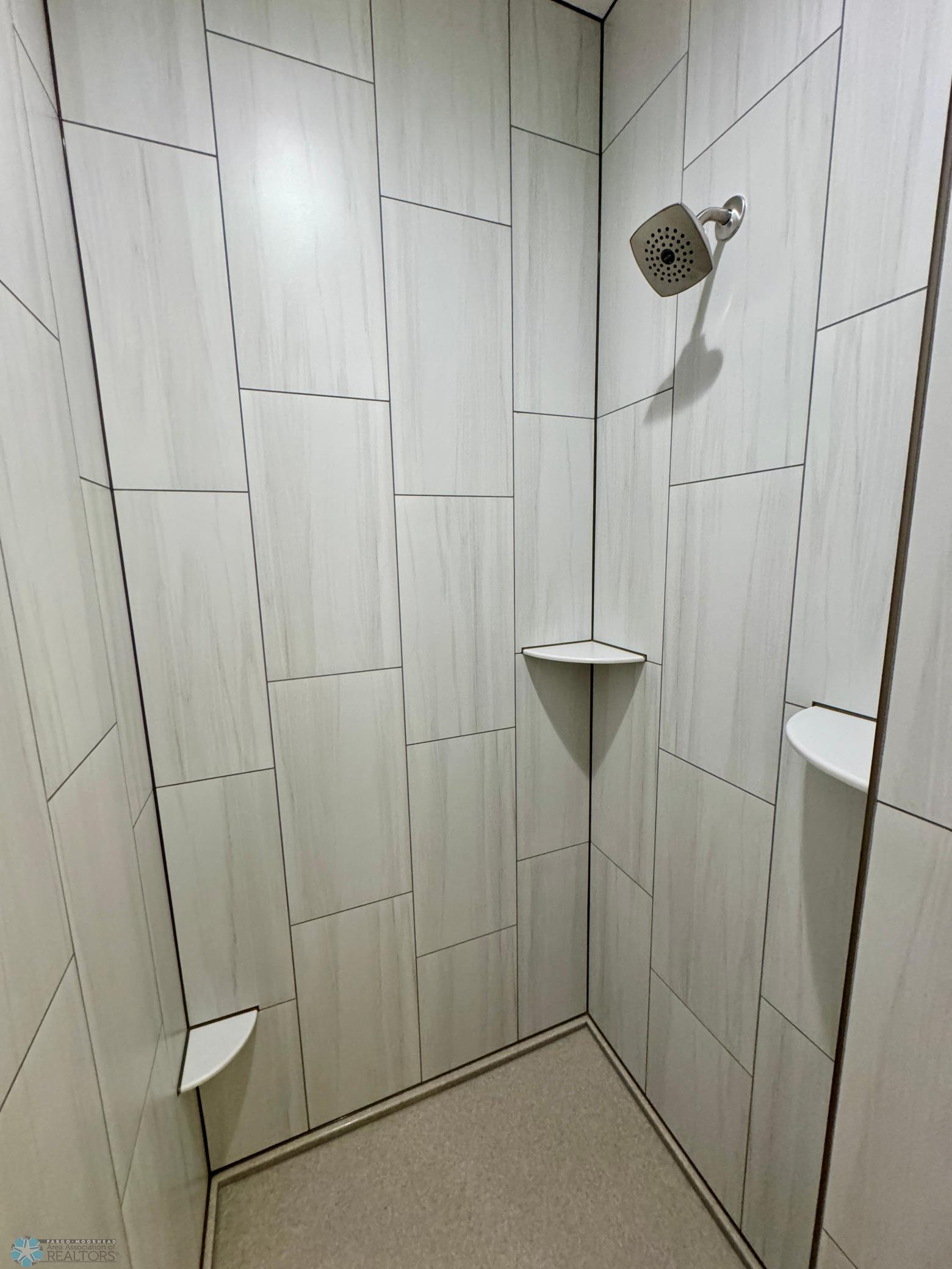 West Fargo, North Dakota 58078, United States, 3 Bedrooms Bedrooms, ,2 BathroomsBathrooms,Residential,Pending,47778