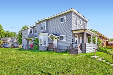 Multifamily For Sale - 1155 7th Street<br/> Ramsey County, Saint Paul, MN 55102