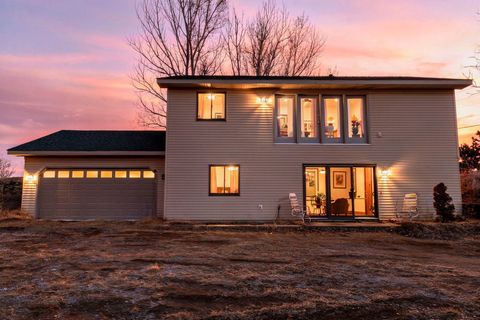 Homes For Sale - 7411 181st Avenue<br/> Anoka, MN 55303