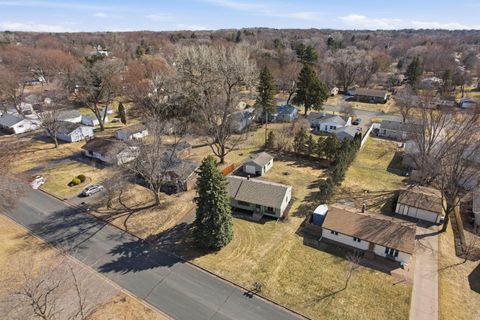 Homes For Sale - 2450 Martin Way<br/> Saint Paul, MN 55110