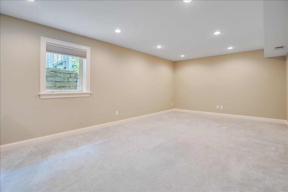 4424 Abbott Avenue, Minneapolis, Minnesota image 16
