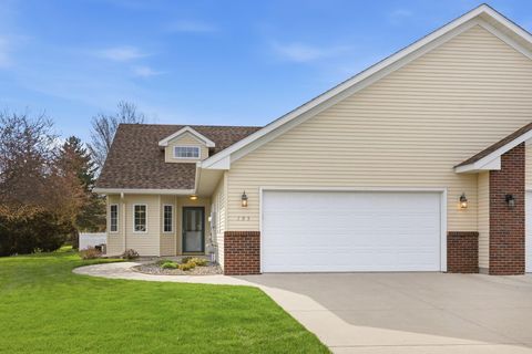 Townhouse For Sale - 195 Goldfinch Lane<br/> Clearwater, MN 55320
