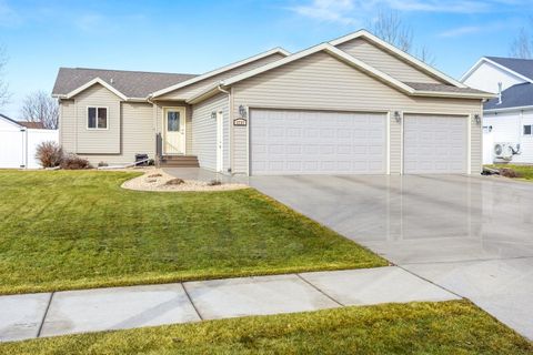 Homes For Sale - 3737 Harrison Street<br/> Cass County, Fargo, ND 58104