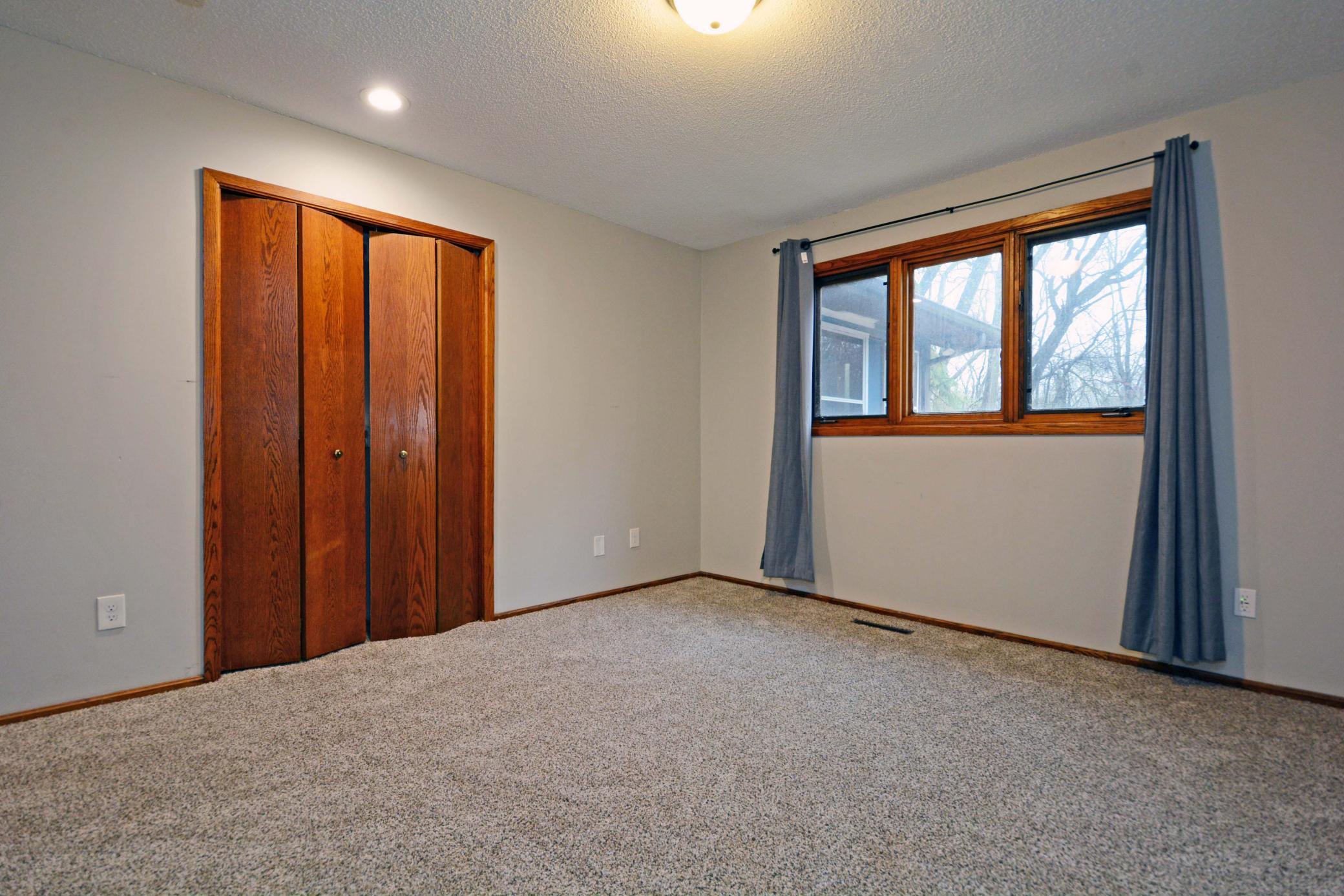 11340 Sunset Avenue, Circle Pines, Minnesota image 13