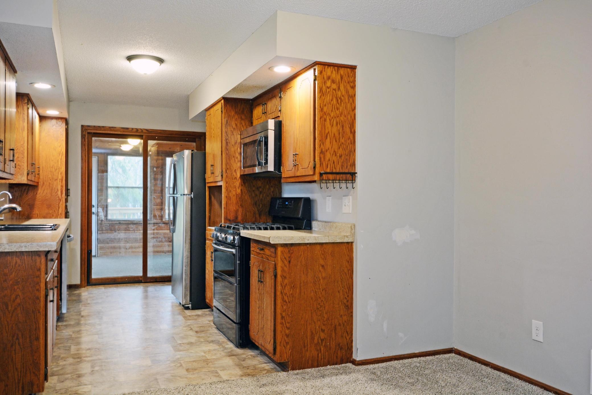 11340 Sunset Avenue, Circle Pines, Minnesota image 4