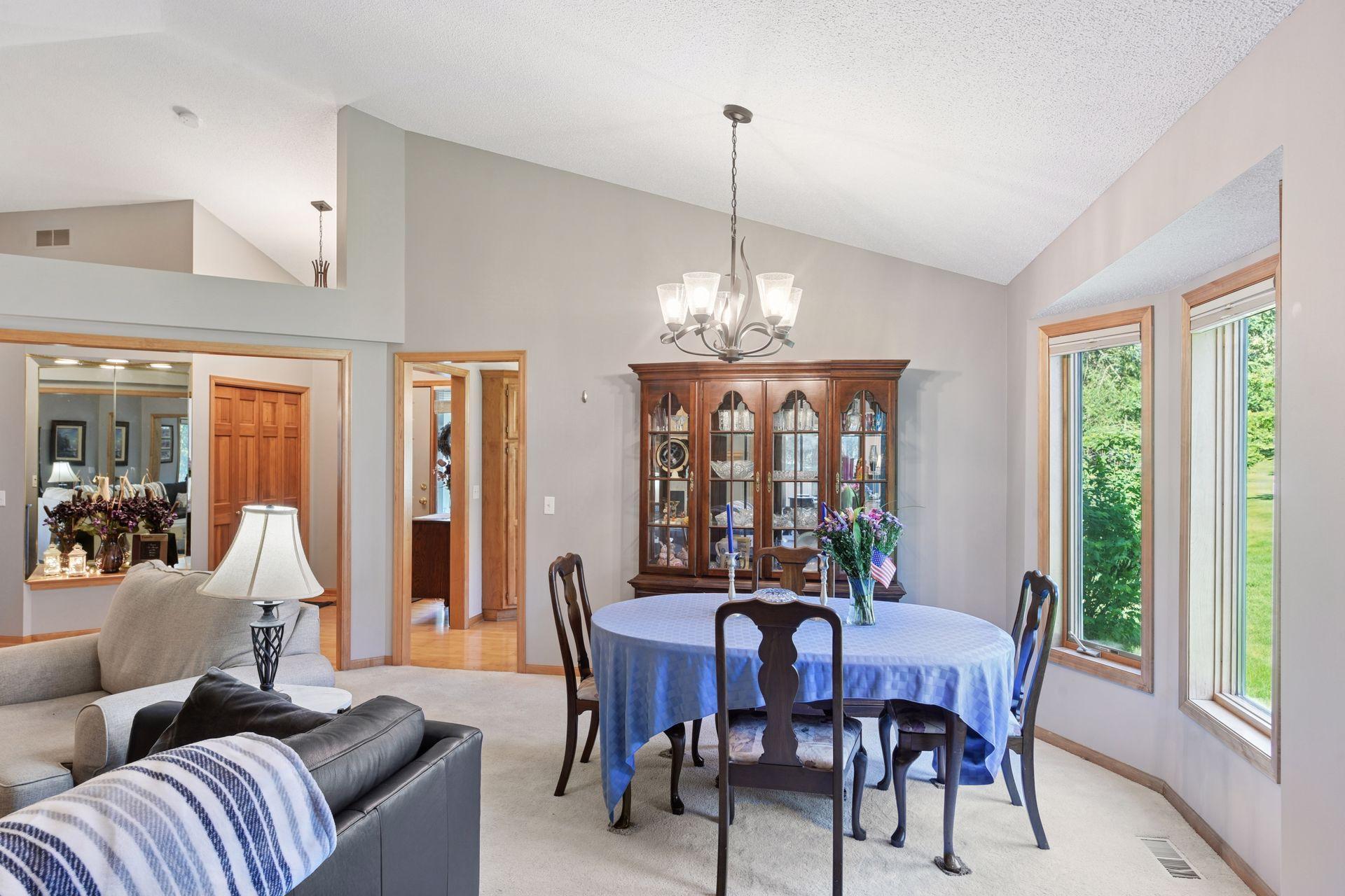 9945 Old Wagon Trail, Eden Prairie, Minnesota image 10