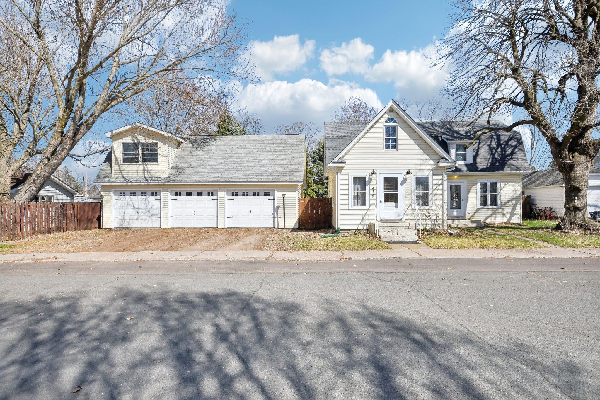 414 Wisconsin Avenue, Centuria, Wisconsin image 3