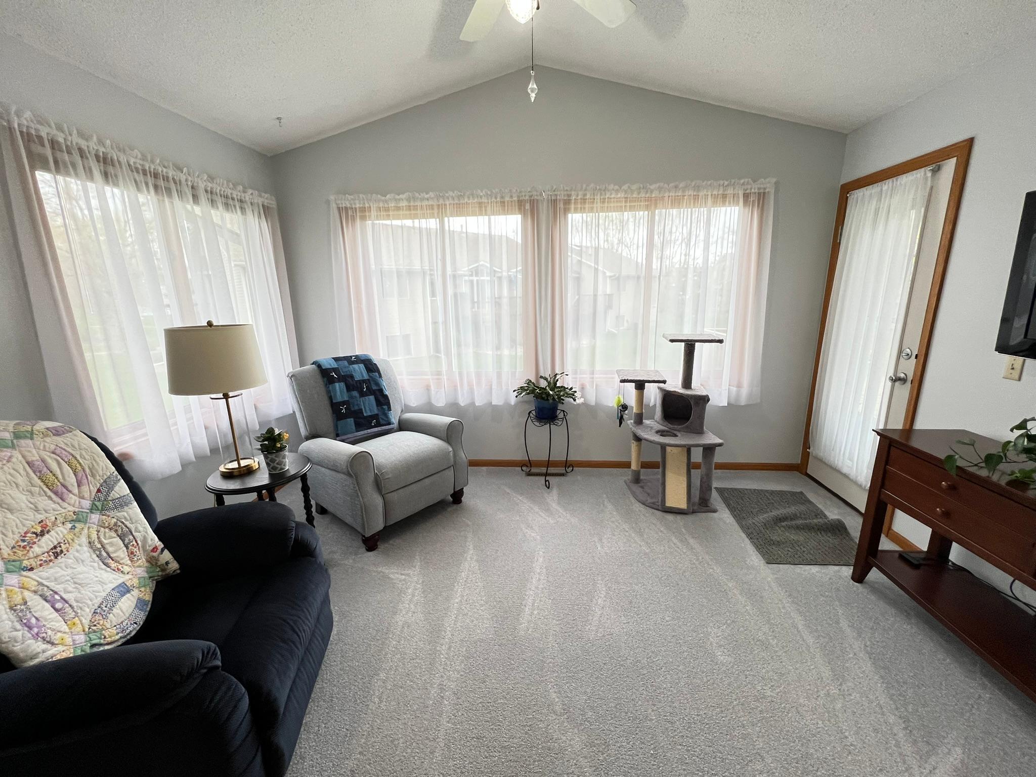 4310 Mccoll Drive, Savage, Minnesota image 14