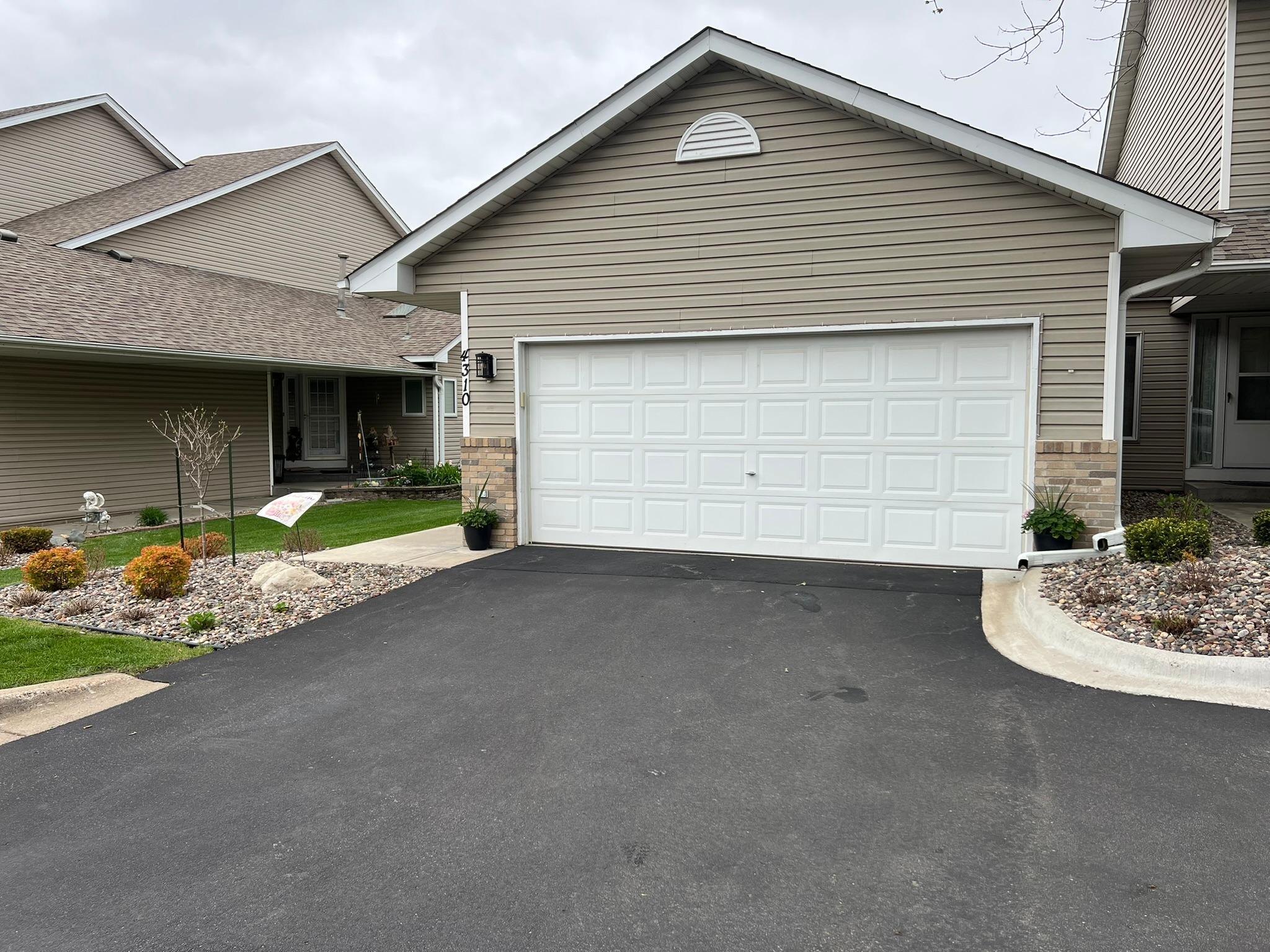 4310 Mccoll Drive, Savage, Minnesota image 33
