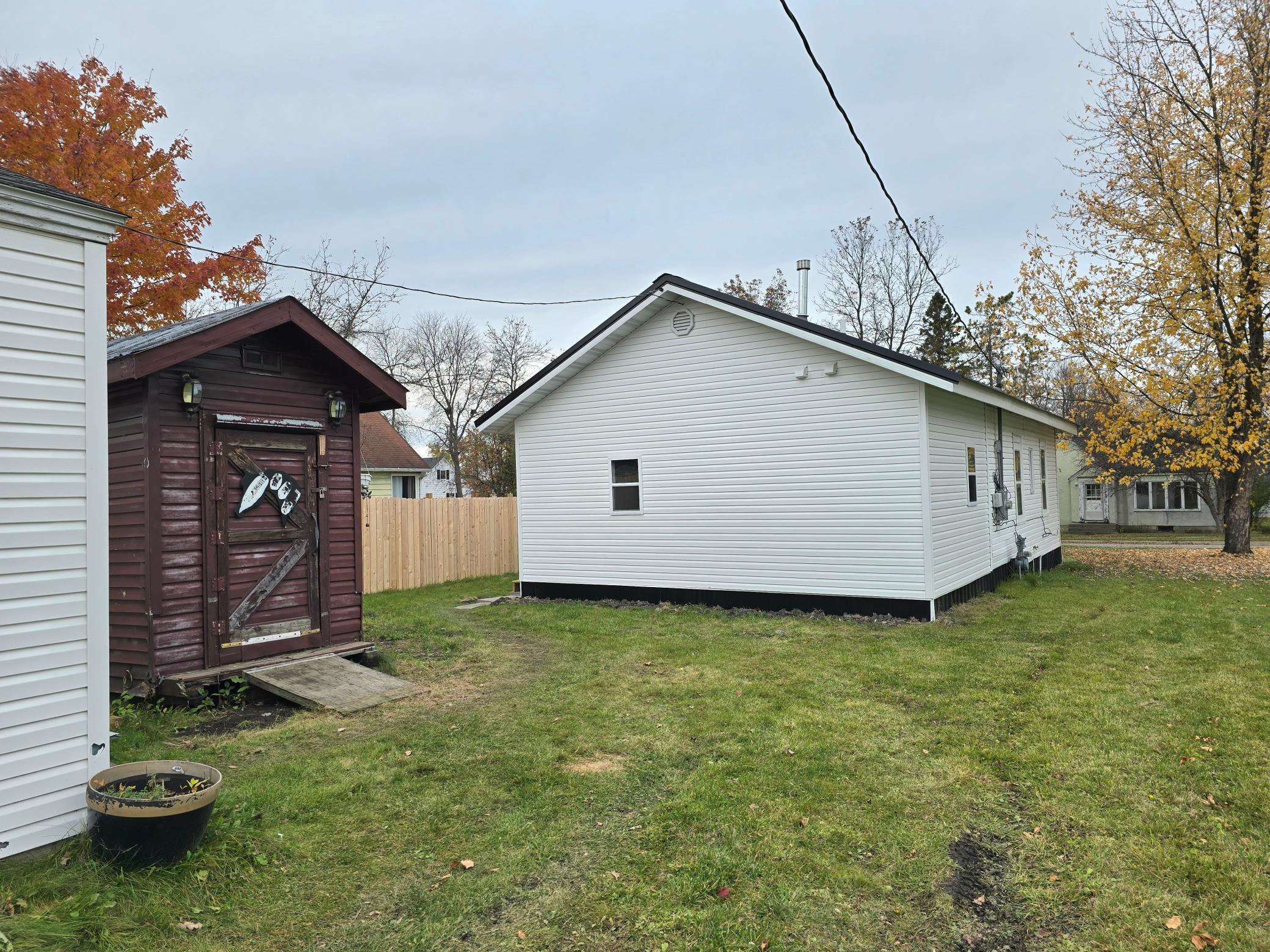 1113 8th Street, International Falls, Minnesota image 8