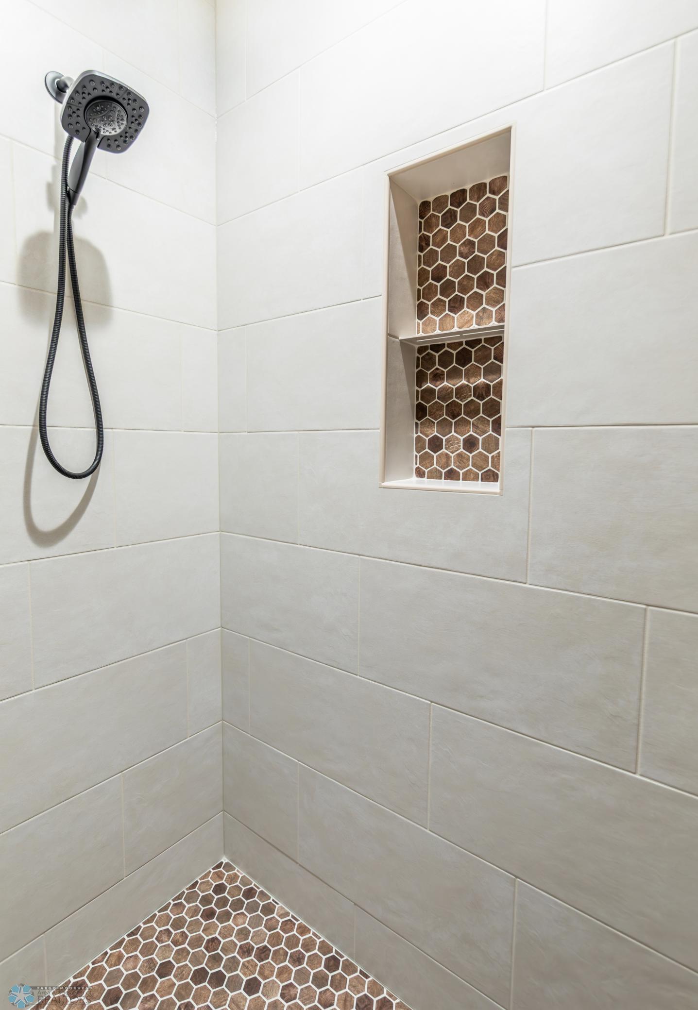 West Fargo, North Dakota 58078, United States, 3 Bedrooms Bedrooms, ,3 BathroomsBathrooms,Residential,Active,92521