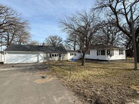 Homes For Sale - 12713 375th Avenue<br/> Waseca County, Waseca, MN 56093