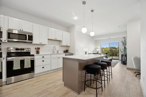 Condo For Rent - 7980 Rose Street<br/> Victoria, MN 55386