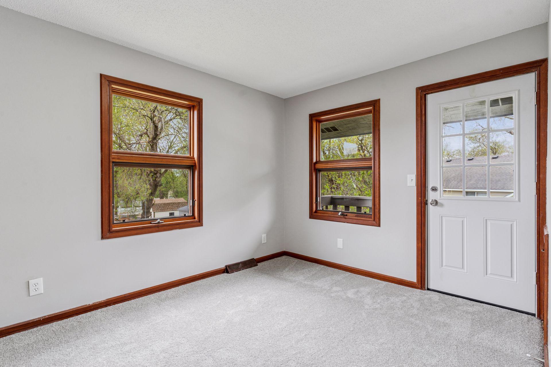 8072 Jocelyn Avenue, Cottage Grove, Minnesota image 26