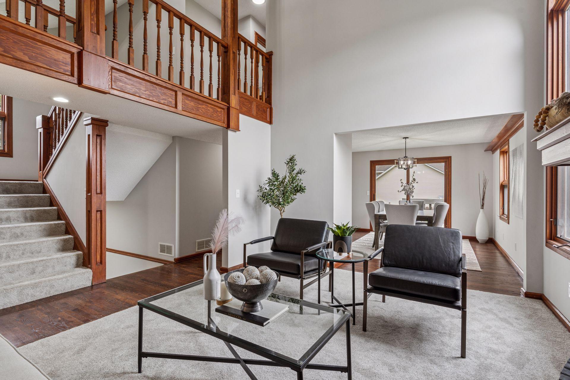 8072 Jocelyn Avenue, Cottage Grove, Minnesota image 2