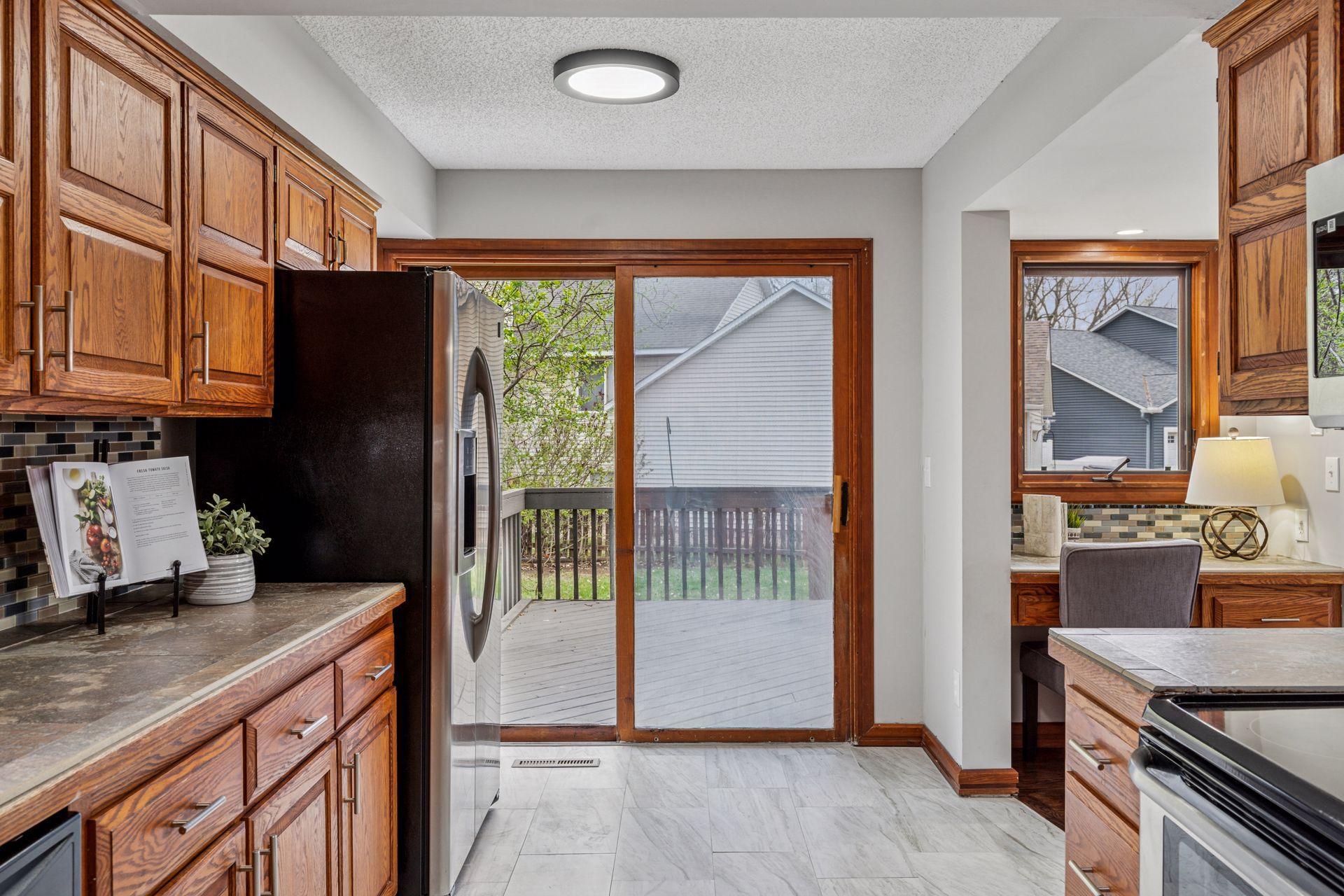 8072 Jocelyn Avenue, Cottage Grove, Minnesota image 13