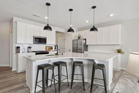 Townhouse For Sale - 11311 Brookview Road<br/> Woodbury, MN 55129