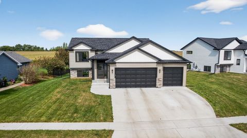 Homes For Sale - 2221 Petersen Drive<br/> Stewartville, MN 55976