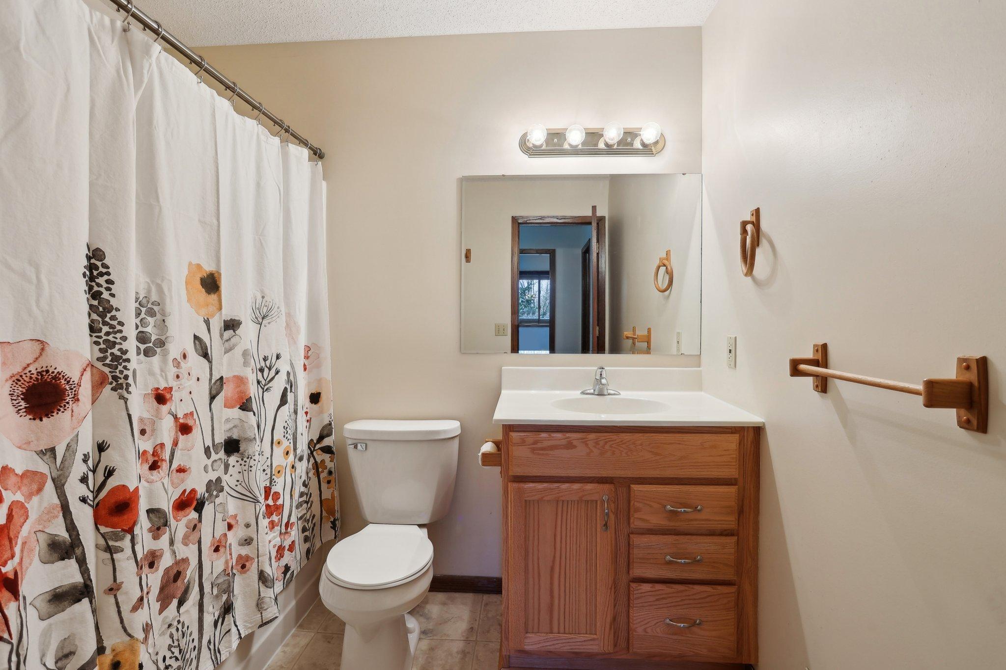 1085 6th Street, New Brighton, Minnesota image 24