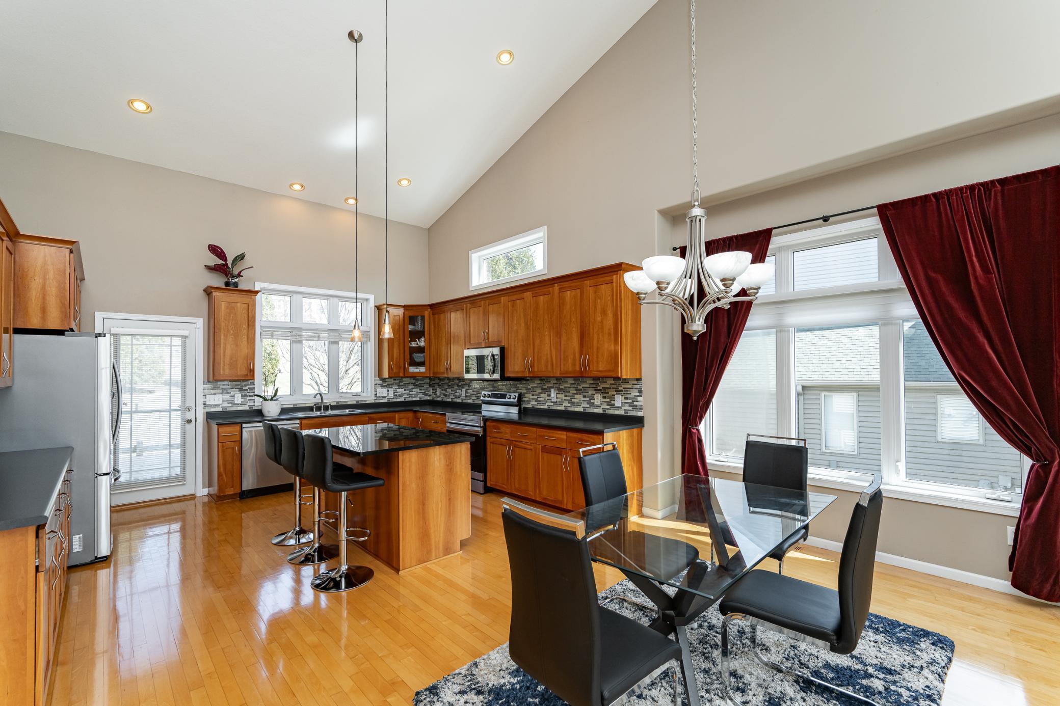 2533 Boulder Ridge Lane, Rochester, Minnesota image 6