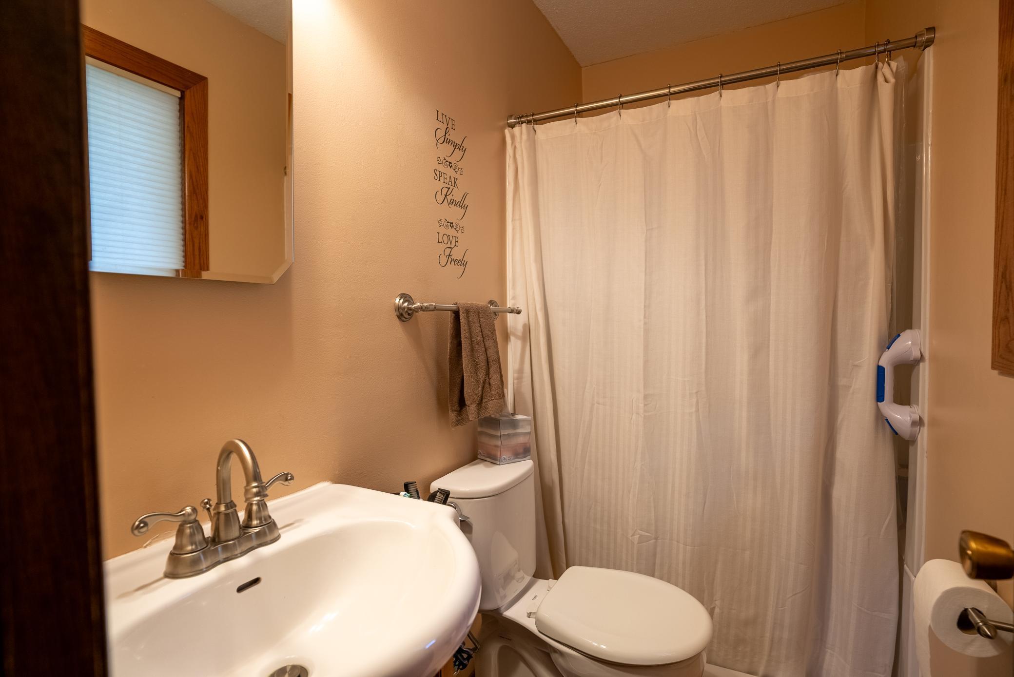 1505 Woodland Drive, Red Wing, Minnesota image 15