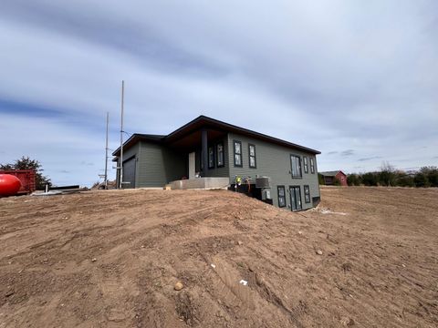 Homes For Sale - 878 183rd Court<br/> New Richmond, WI 54017