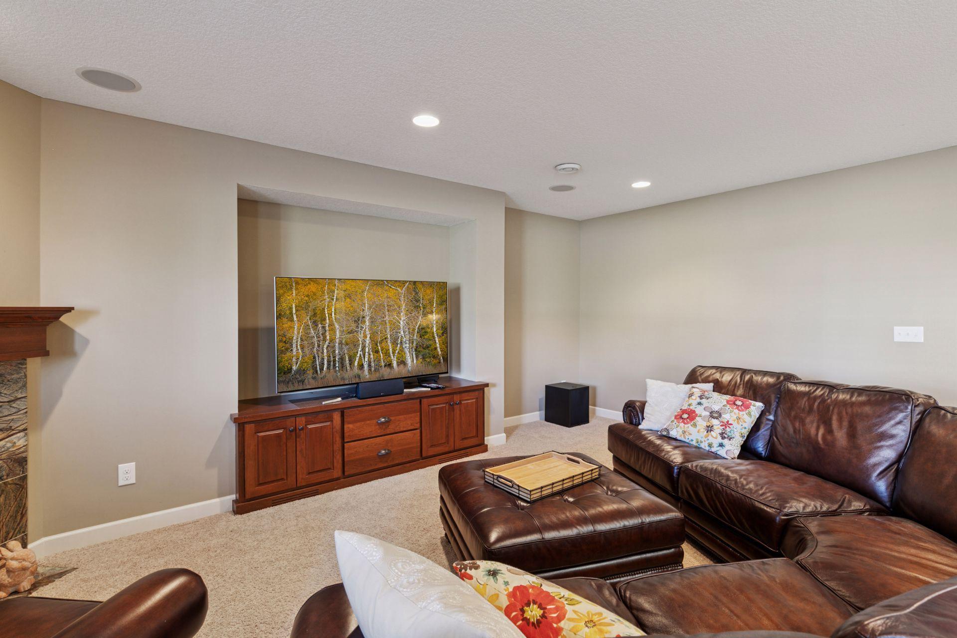 3626 Springwood Court, Eagan, Minnesota image 39