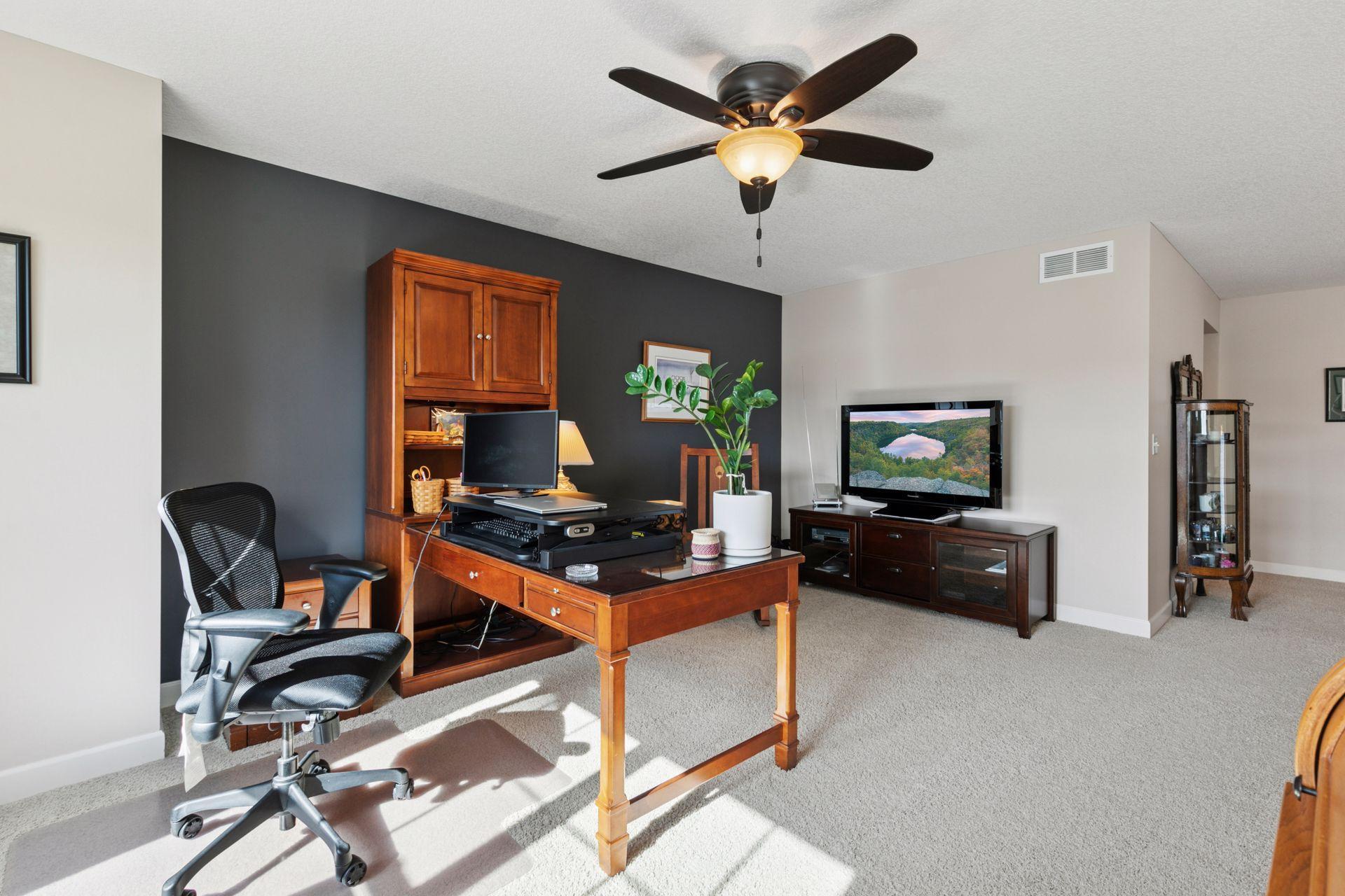 3626 Springwood Court, Eagan, Minnesota image 25