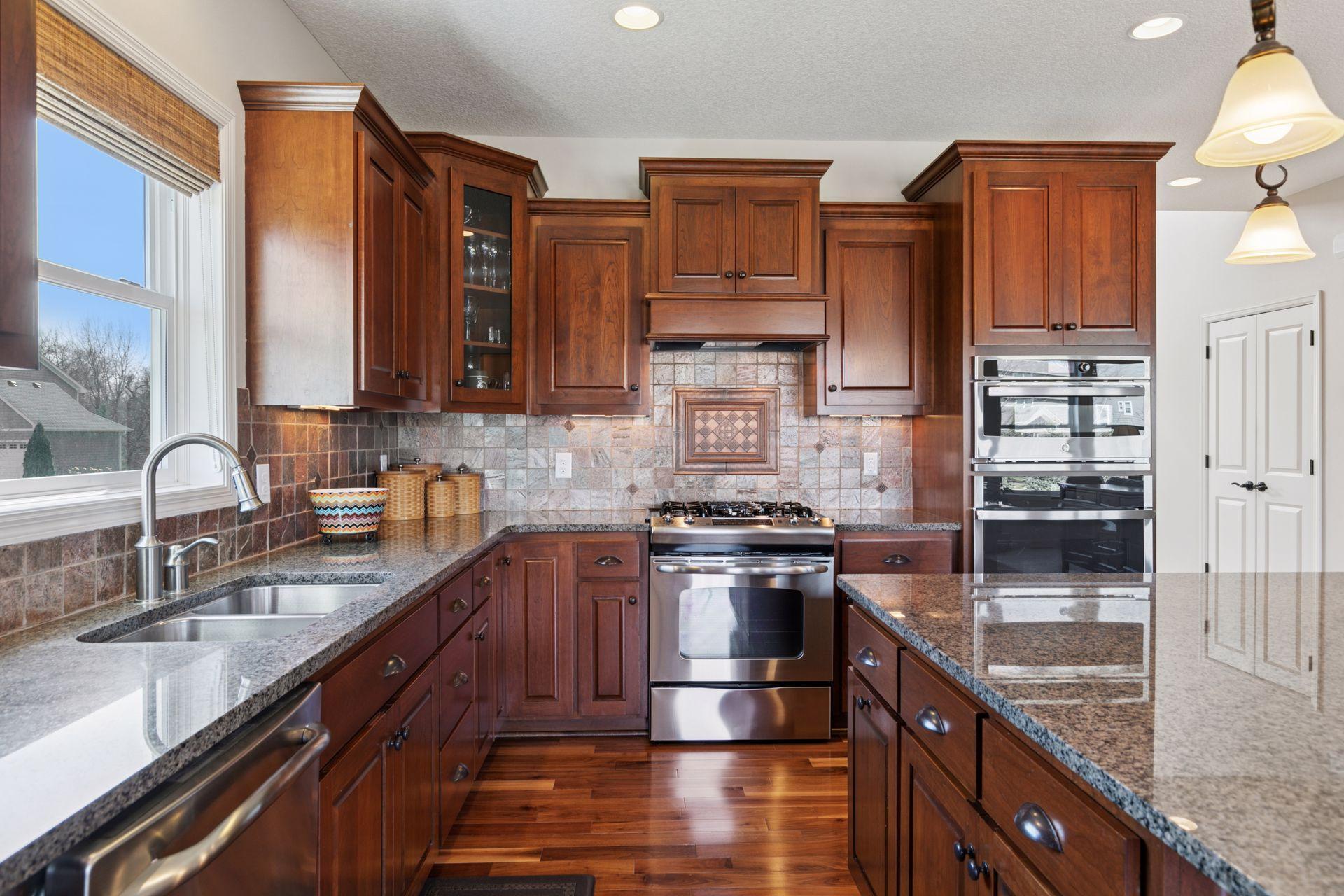 3626 Springwood Court, Eagan, Minnesota image 11