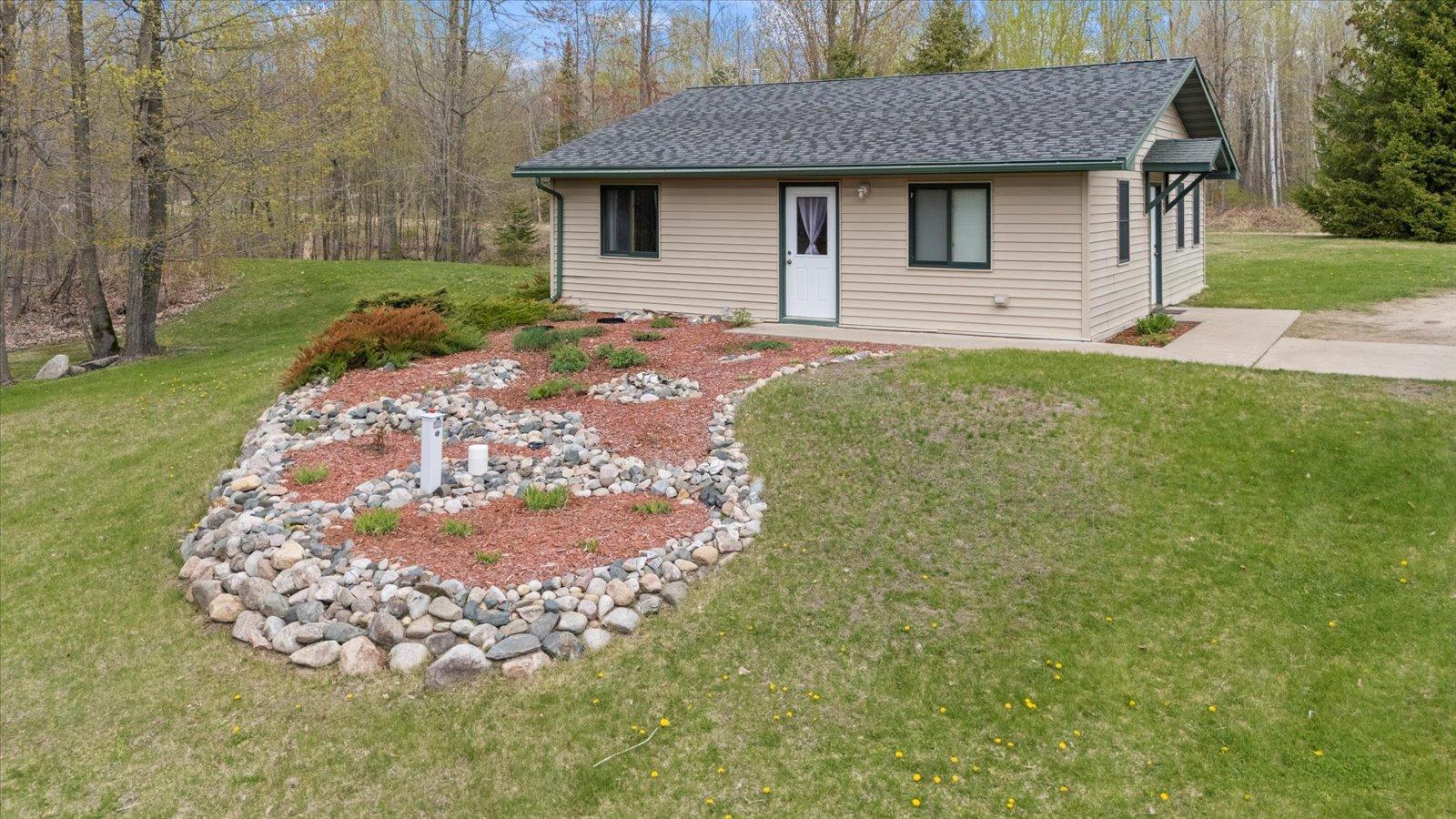 21151 S Moose Point Road, Grand Rapids, Minnesota image 2