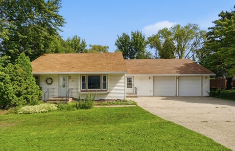 Homes For Sale - 316 Silver Street<br/> Mapleton, MN 56065
