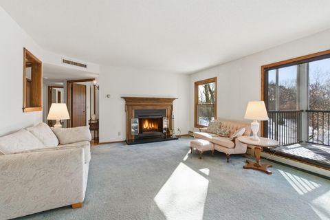 Condo For Sale - 3030 Saint Albans Mill Road<br/> Minnetonka, MN 55305