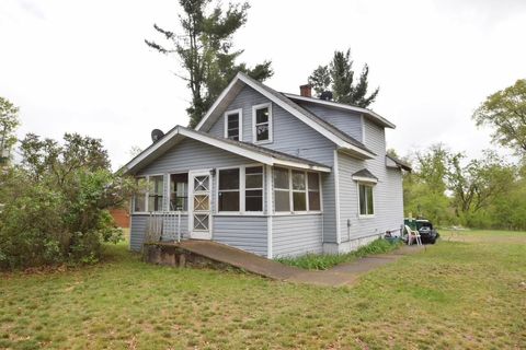 Homes For Sale - 6207 Lake 26 Road<br/> Burnett County, Danbury, WI 54830