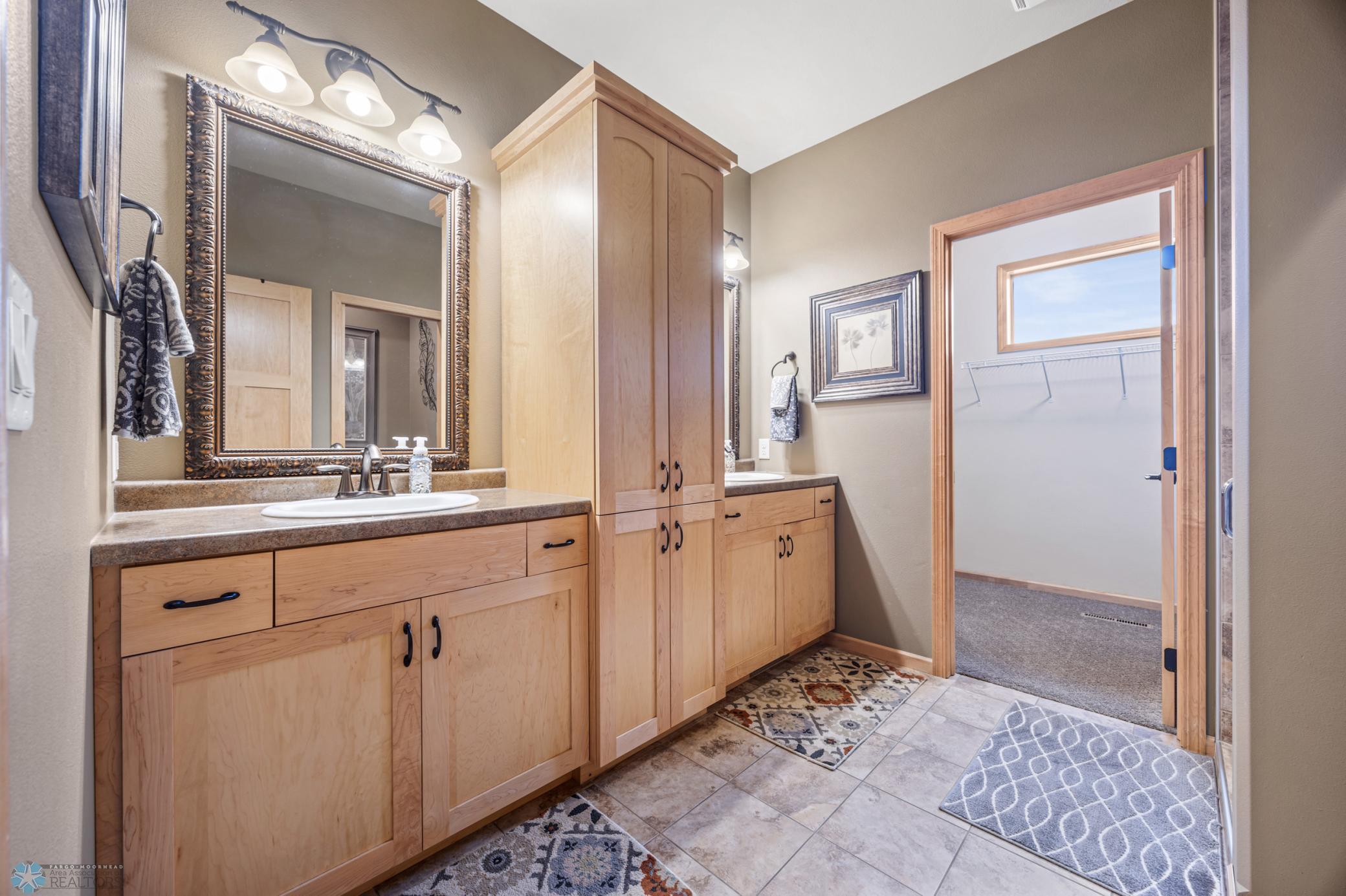 3846 3rd Street, West Fargo, North Dakota image 16