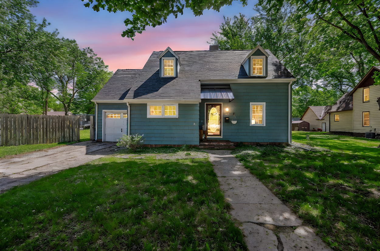 1425 3rd Avenue, Windom, Minnesota image 2