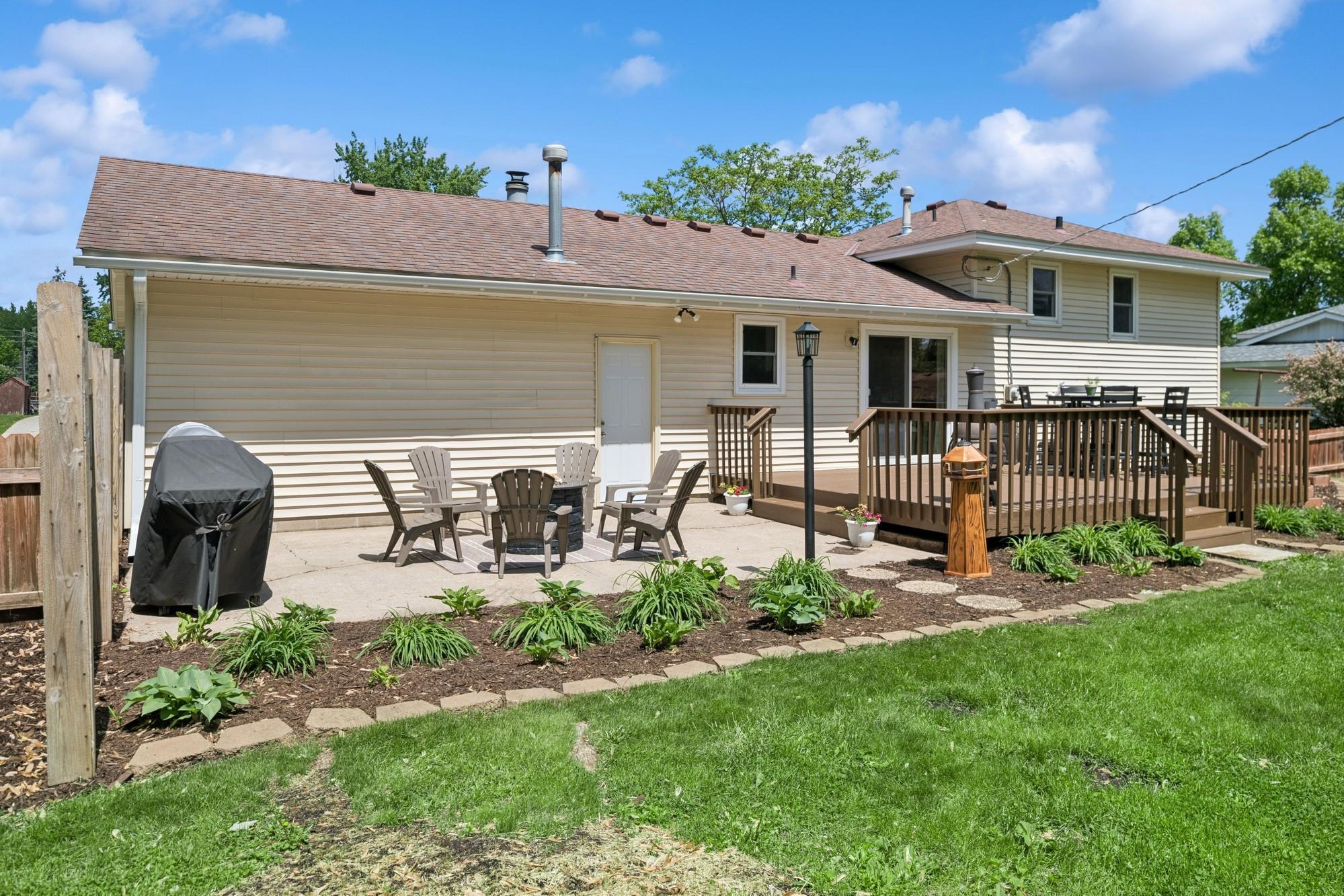 884 Whitney Drive, Saint Paul, Minnesota image 22