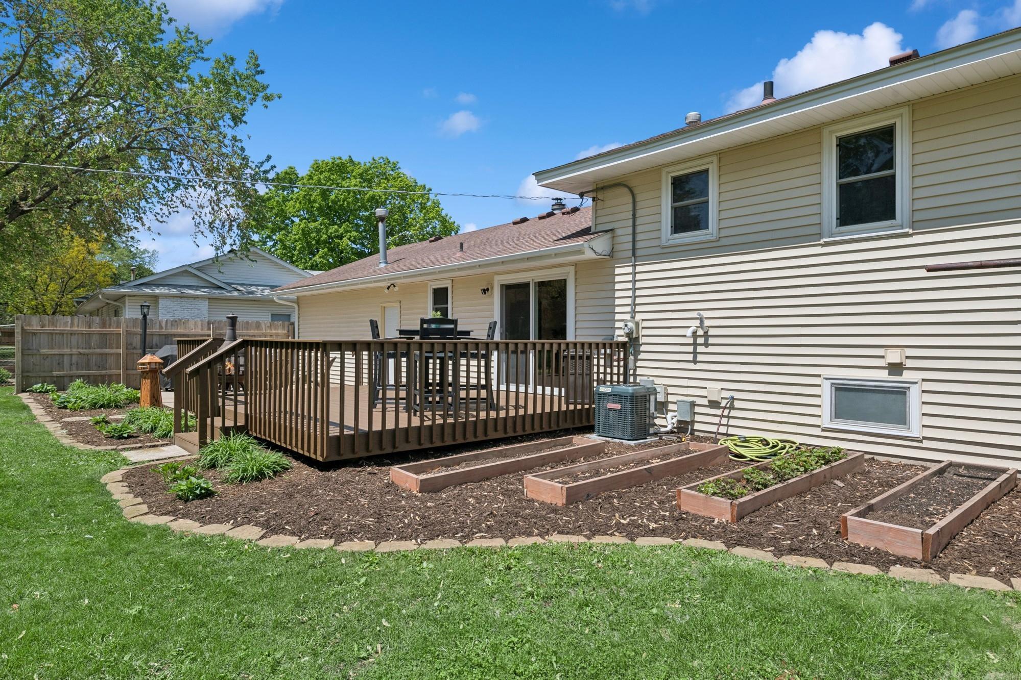 884 Whitney Drive, Saint Paul, Minnesota image 19