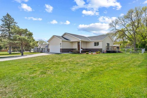 Homes For Sale - 640 3rd Street<br/> Cokato, MN 55321
