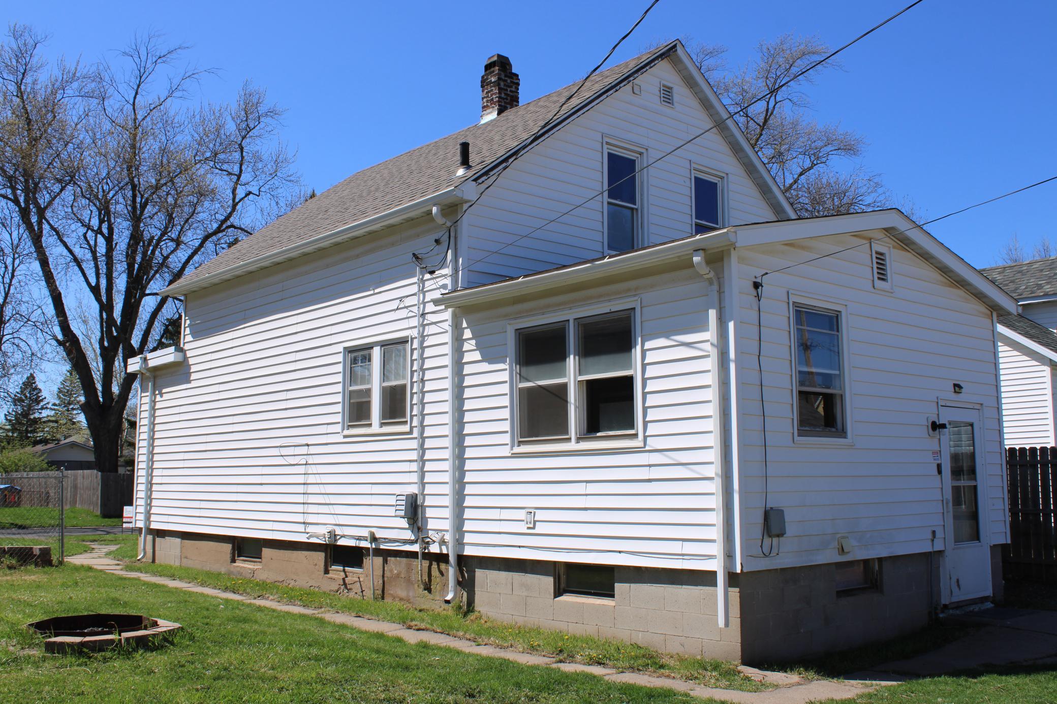 2612 3rd Avenue, Hibbing, Minnesota image 4